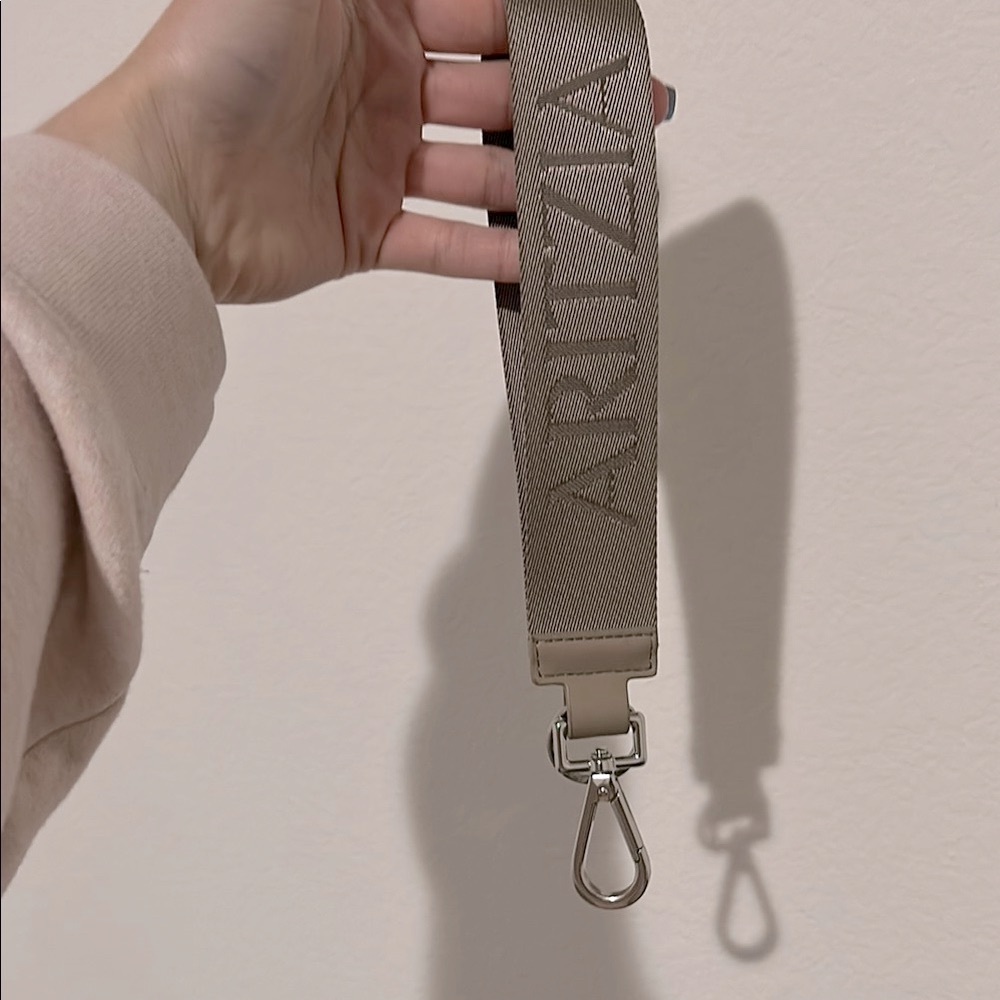 Aritzia Always Found Keychain